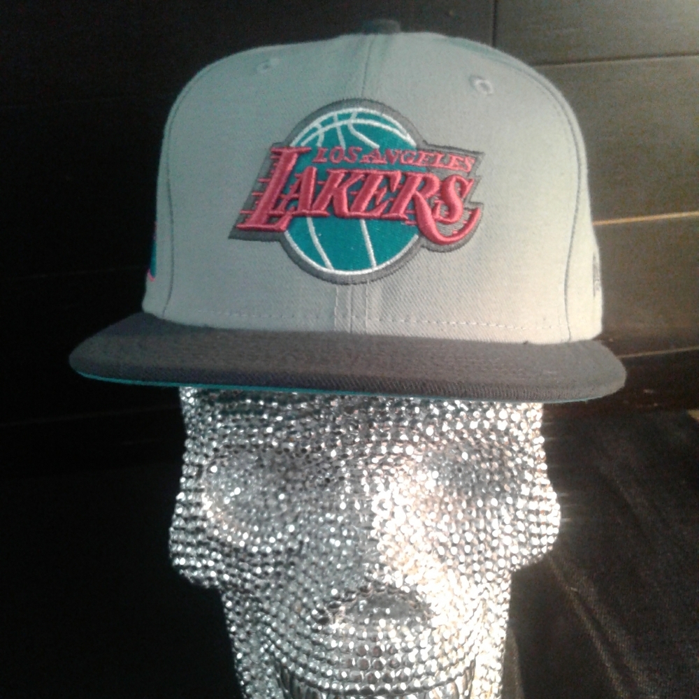 New era Lakers hat